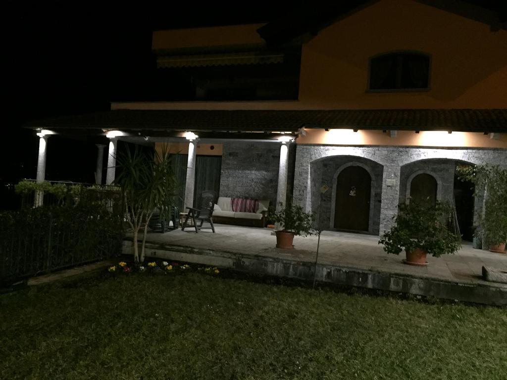 B&B Villa Anita Bellano Luaran gambar